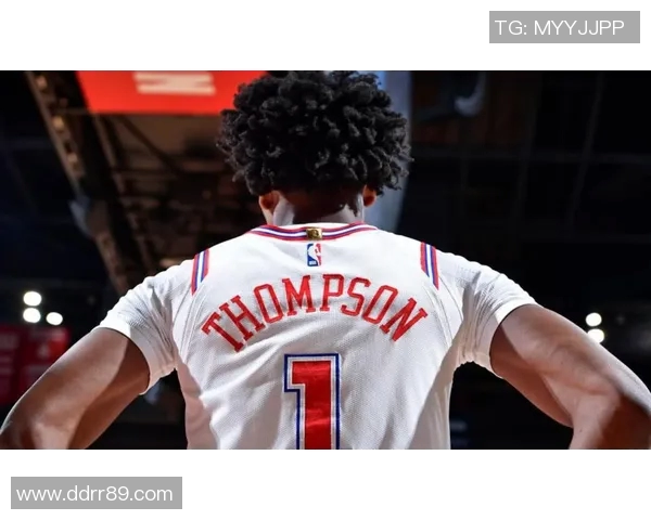 休赛期白练了！阿门·汤普森新赛季至今三分球10投0中