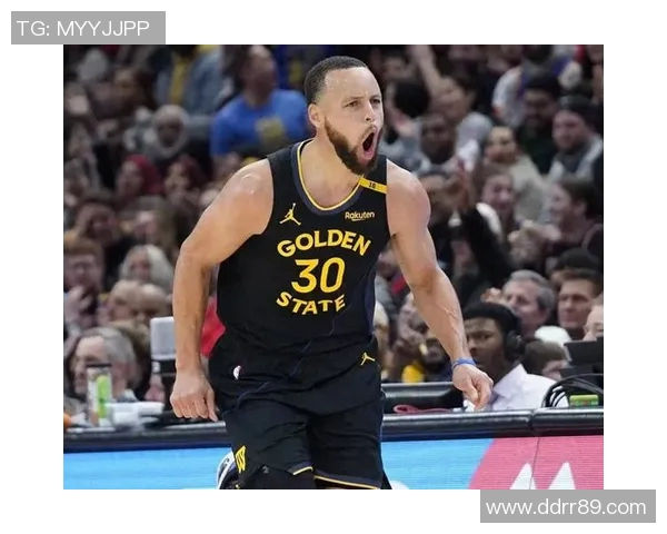 库里28+4胜太阳！布克轰38分尽力，难耐三少爆发，巴特勒2分伤退