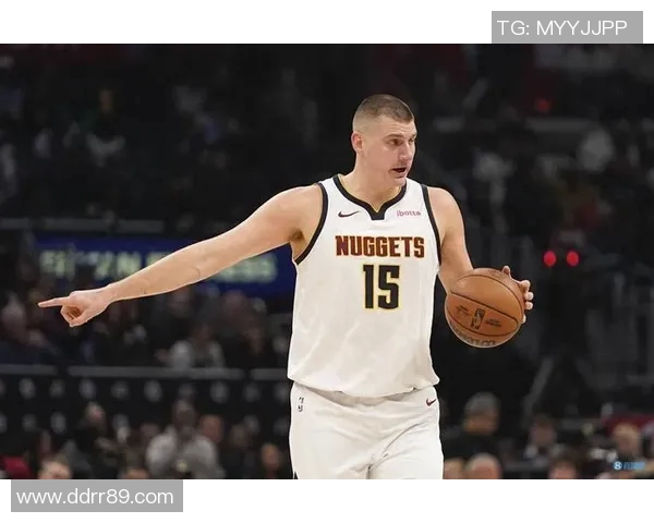 苏群：约基奇被罚下后火箭无法阻止穆雷，KD这个岁数已经拉满了！